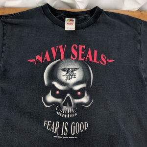 Y2K Vintage Navy SEALs Fear is Good Black Skull T-Shirt Medium
